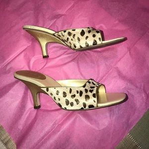 Gold Kitten Heel Animal Print Leather Shoes Size 8